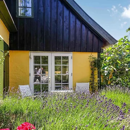 Cozy In With Wifi Holiday home