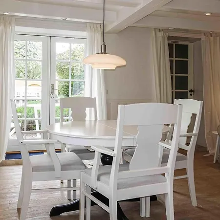 Cozy In With Wifi Holiday home Svaneke