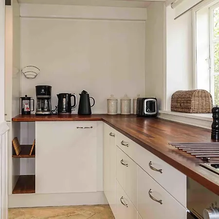 Holiday home Cozy In With Wifi *